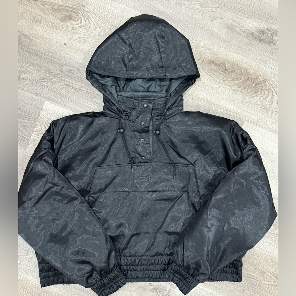 Nike Circa 96 Women's Black Hooded Jacket Size L. DV8082-010 NEW! $180 🔥